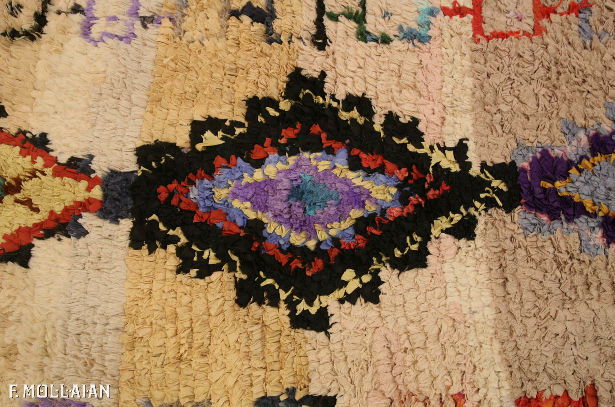 Semi-Antique Moroccan Marrakesh Rug n°:29179710